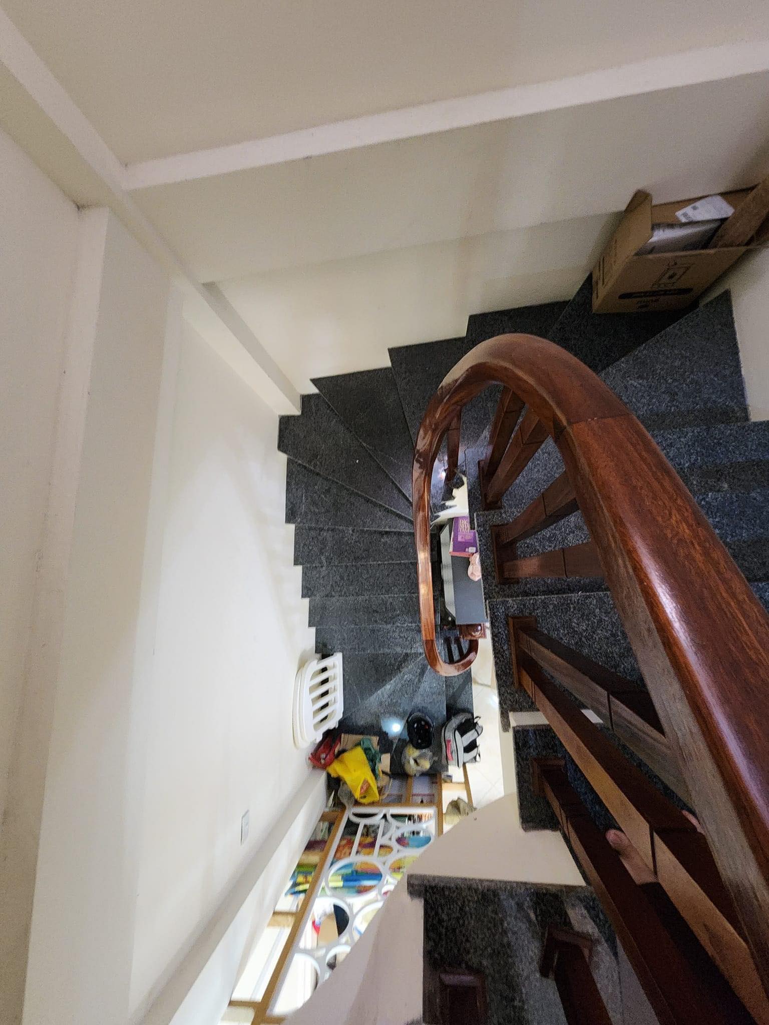 BÁN NHÀ MỚI LĨNH NAM, 30M, 4 TẦNG, NGÕ THÔNG, Ô TÔ ĐỖ CỬA, GIÁ 3.4 TỶ