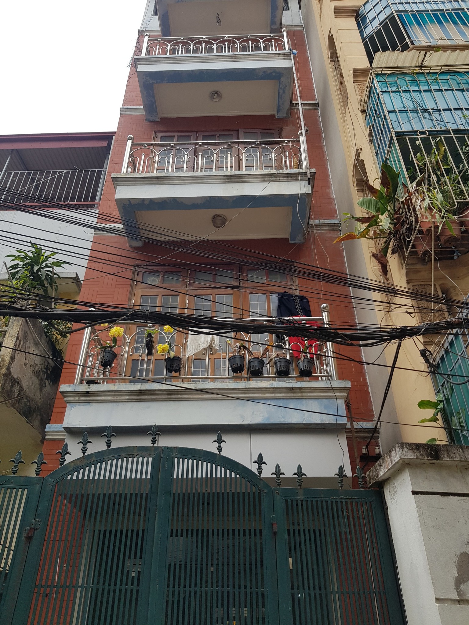 BÁN GẤP !! BÁN ĐÂT TẶNG NHÀ 5 TẦNG NGUYỄN NGỌC NẠI, Ô TÔ ĐỖ CỬA, 65M x MT 4M GIÁ NHỈNH 9 TỶ.