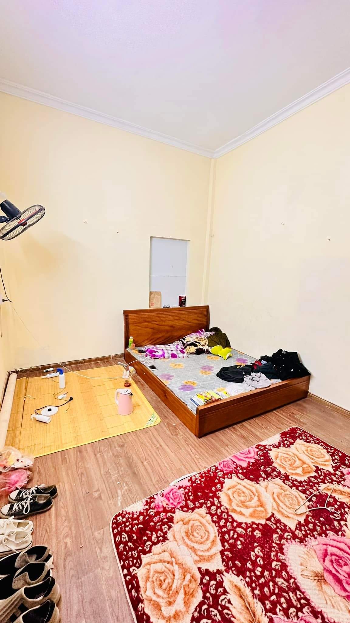 BÁN NHÀ 45M x 4 TẦNG MẶT NGÕ Ô TÔ - KINH DOANH SẦM UẤT - 10M RA PHỐ TÂN MAI.