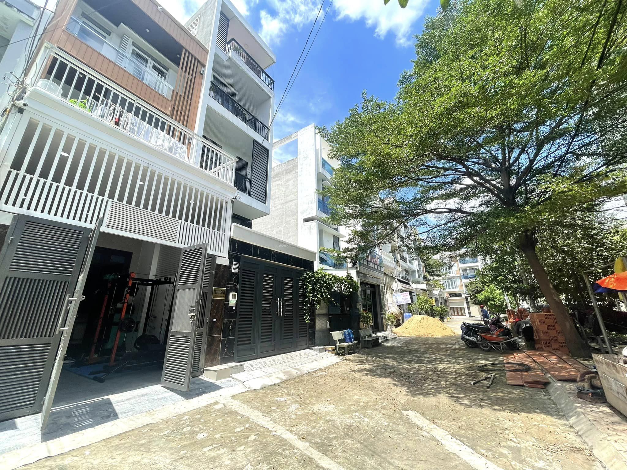 Nhà Lê Đức Thọ 7,5 Tỷ 64m2 khu Phân Lô Xe Hơi Thông gần Bờ Sông Công Viên.