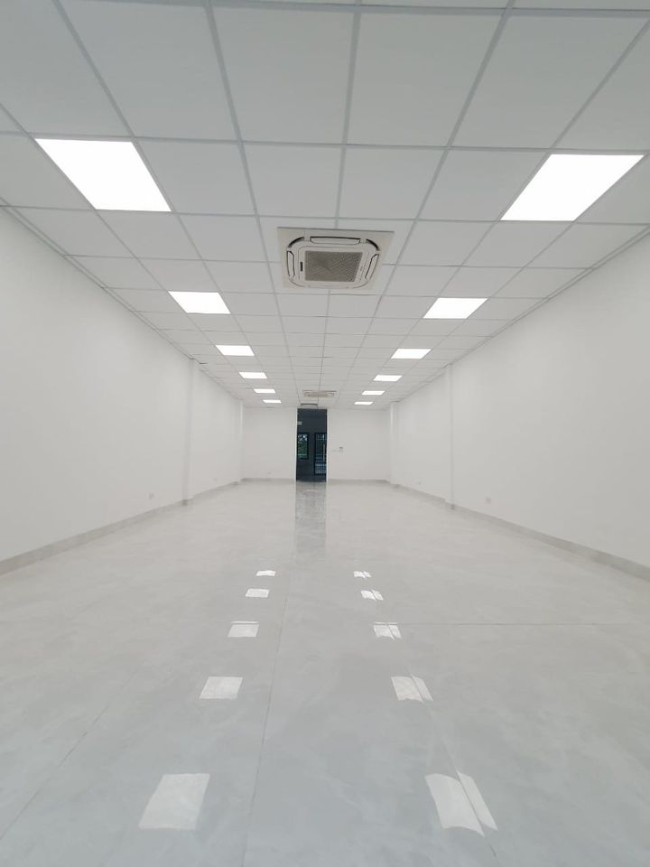 Mặt phố TÔN THẤT TÙNG, ĐỐNG ĐA,90M,8T,MT7m,THANG MÁY VỈA HÈ, 29 TỶ.