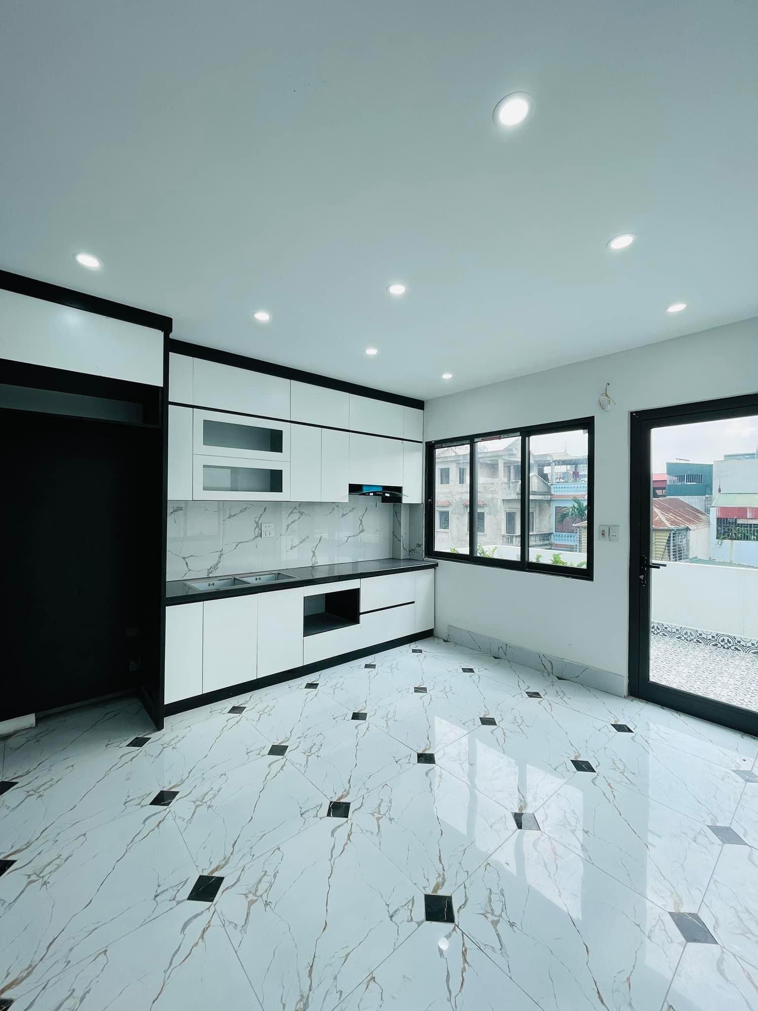 NHÀ ĐẸP MẶT NGÕ 354 TRƯỜNG CHINH, 30M, 5 TẦNG THANG MÁY HIỆN ĐẠI, GIÁ CHÀO 5.5 TỶ