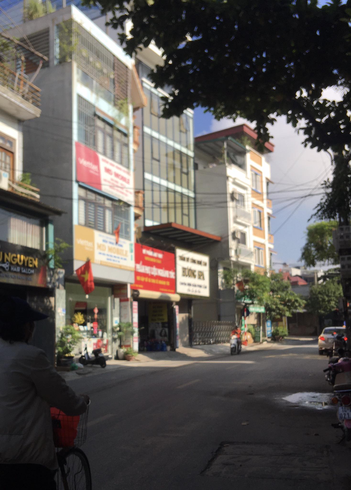 Bán nhà quận Bắc Từ Liêm 60m2x 5 tầng, ngõ 3 ô tô tránh, 2 thoáng, kinh doanh, giá 8.9 tỷ.