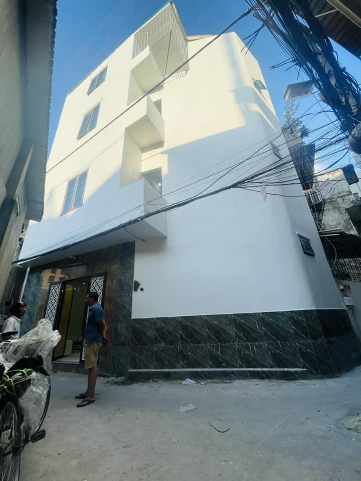 Bán nhà Phố Minh Khai - Hai Bà Trưng, lô góc, ngõ thông, kinh doanh 33m2x5 tầng chỉ 3.9 tỷ.