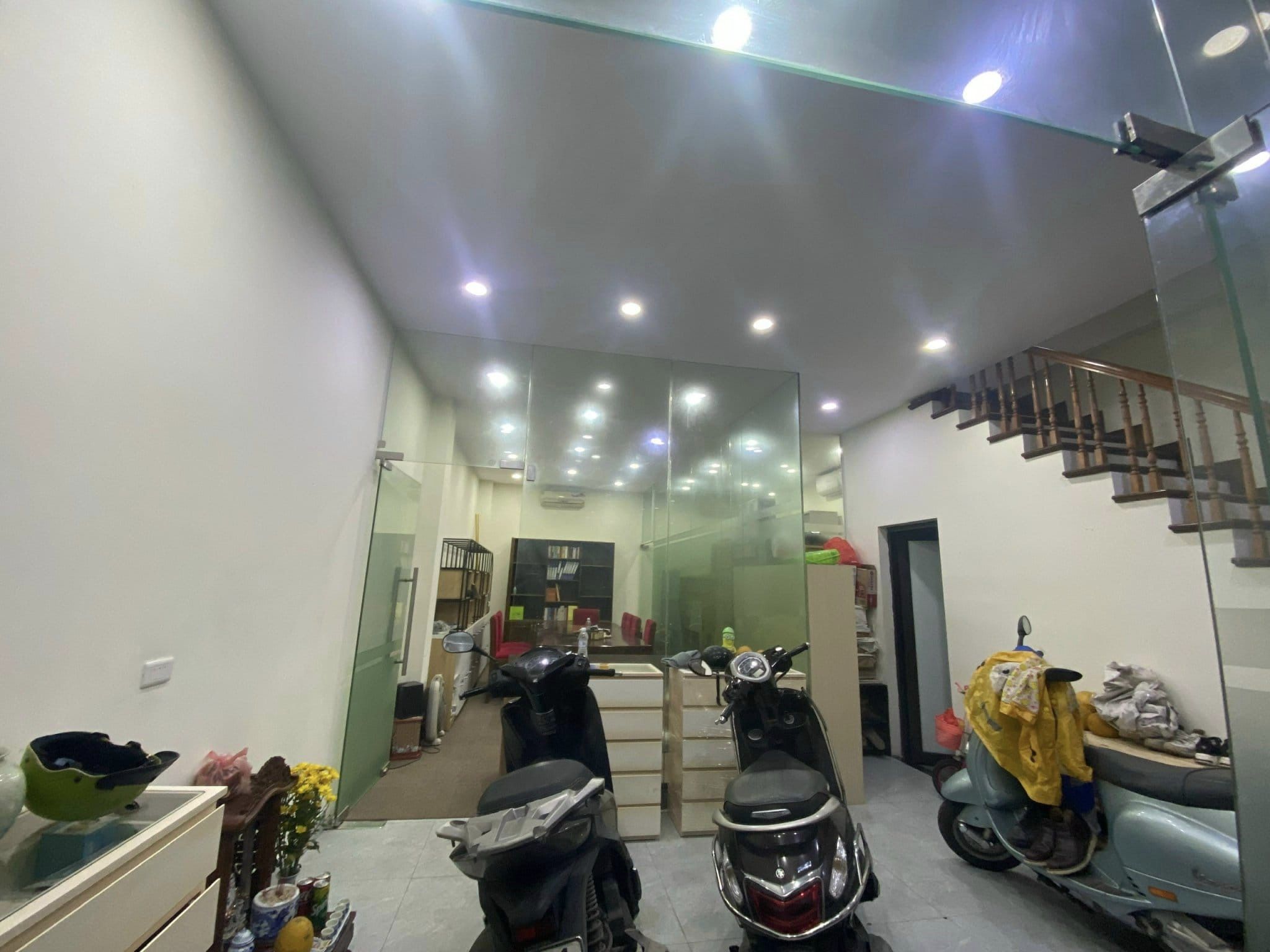 BÁN NHÀ MẶT NGÕ HÀM RỒNG LONG BIÊN-ÔTÔ-GẦN PHỐ-NỞ HẬU-KINH DOANH-56M 8xTỶ.