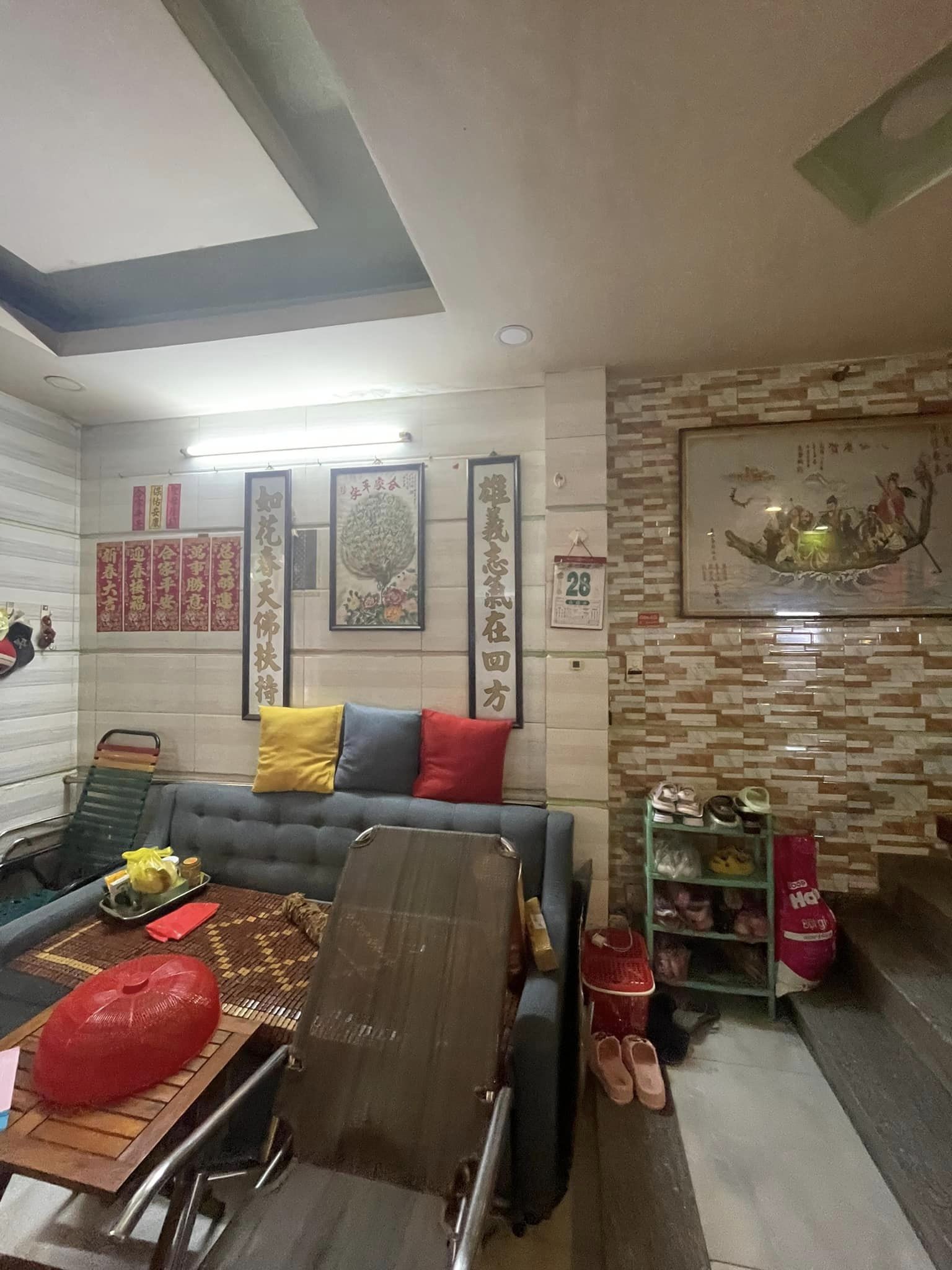 NHÀ Q11 NGUYỄN CHÍ THANH - 3 TẦNG - 5 PN..