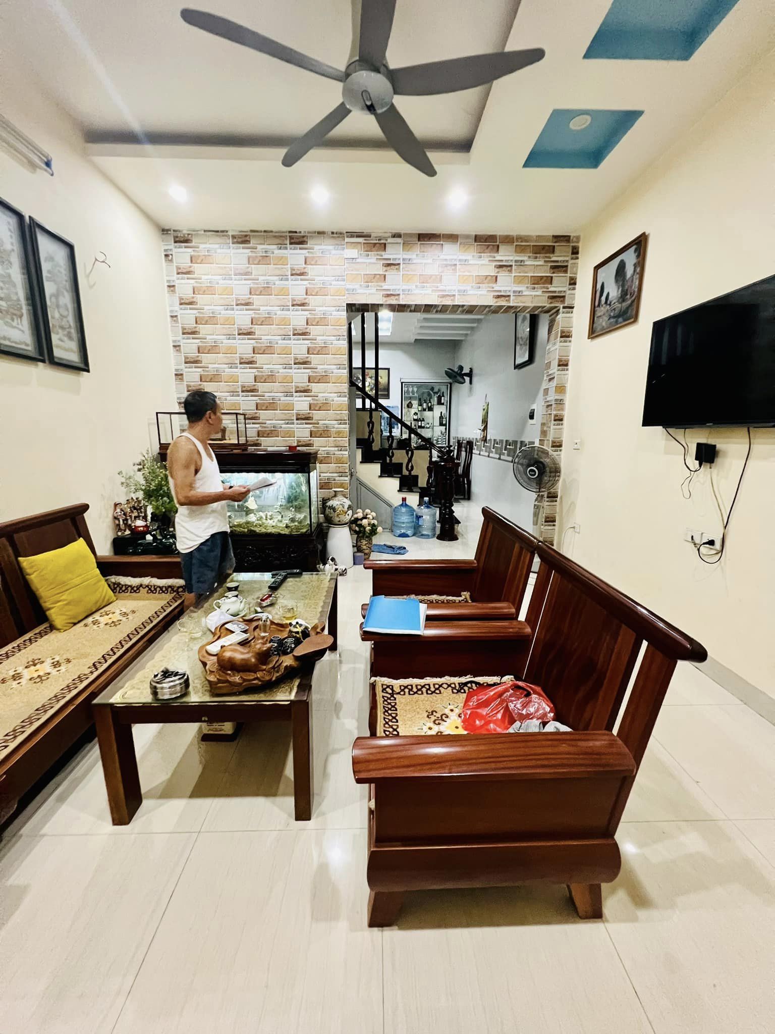 Siêu Hiếm, Bán nhà 63 Lê ĐứcThọ ngõ thông rộng kinh doanh 45m2, 5T đẹp ở ngay.