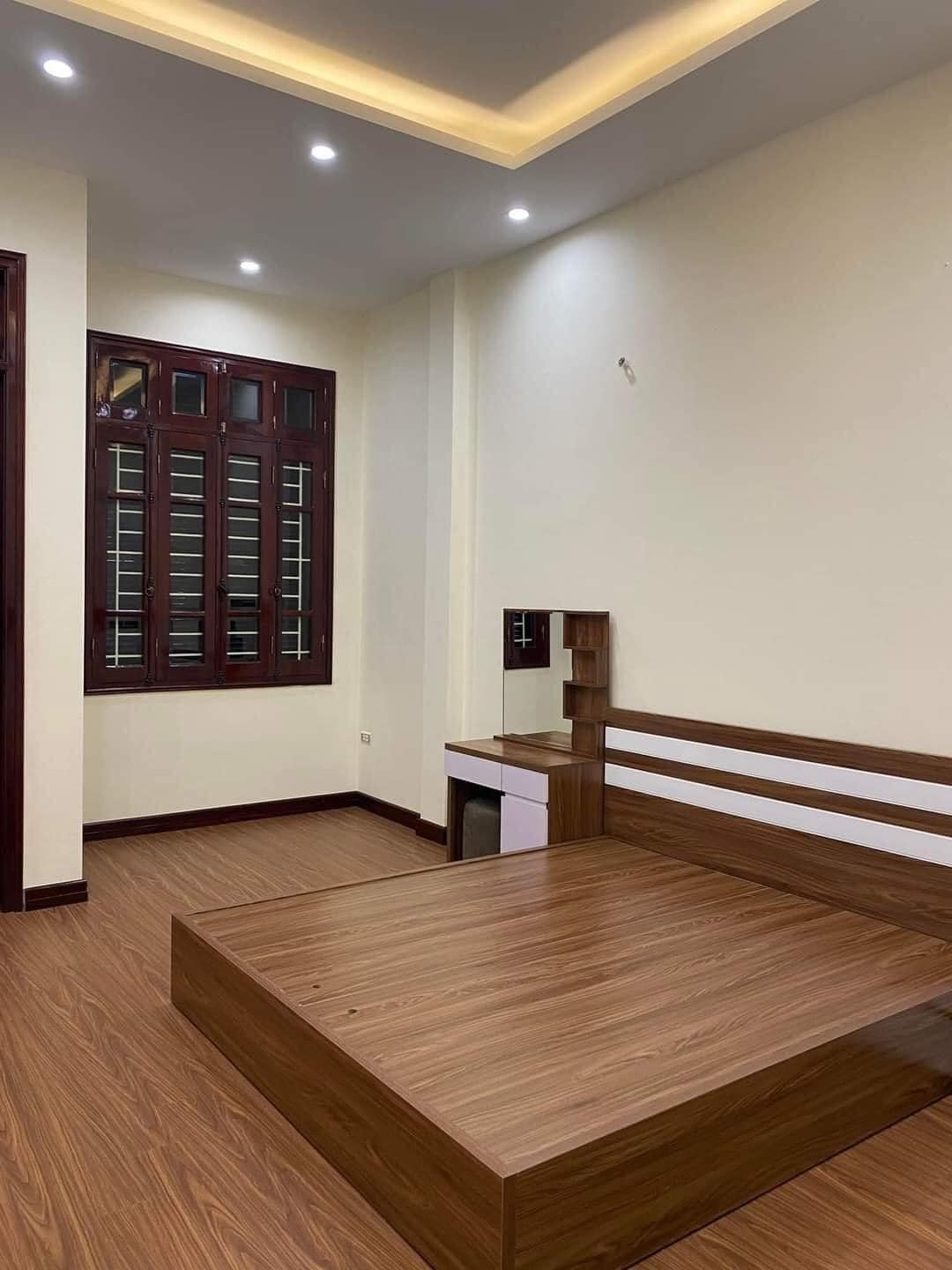 ✴️HÀNG HIẾM PHỐ BỒ ĐỀ - MỚI KÍNH KOONG - 60M2 x 4 TẦNG x MẶT TIỀN 4M NHỈNH 8 TỶ.