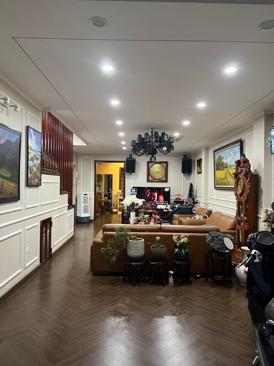 BÁN NHÀ ĐỘI CẤN, BA ĐÌNH, Ô TÔ, 125M2 3T MT8M, GIÁ 13.9 TỶ.