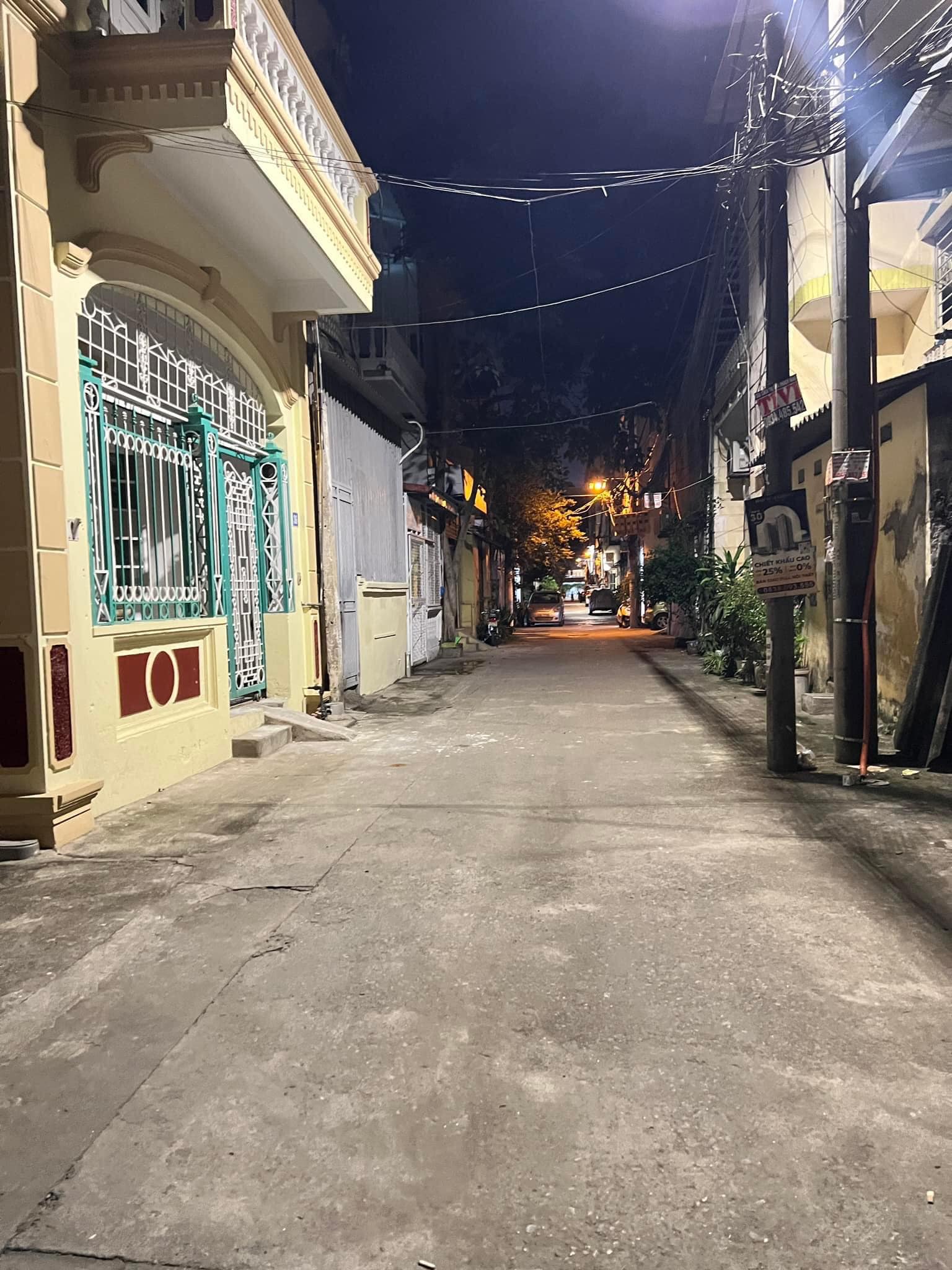 Bán đất phố Lý Sơn, đối diện Khai Sơn City, ô tô tránh, 60m2 chỉ 7 tỷ.