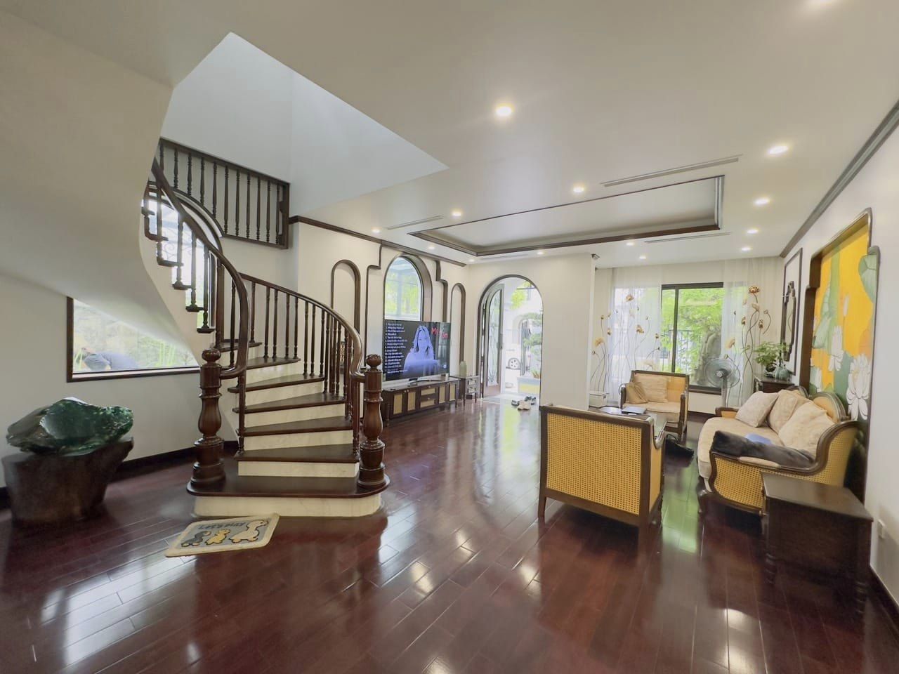 Bán nhà 8 tầng thang máy mặt phố Vệ Hồ, Tây Hồ, doanh thu 100tr/tháng, 145m, MT 7m, 32 tỷ