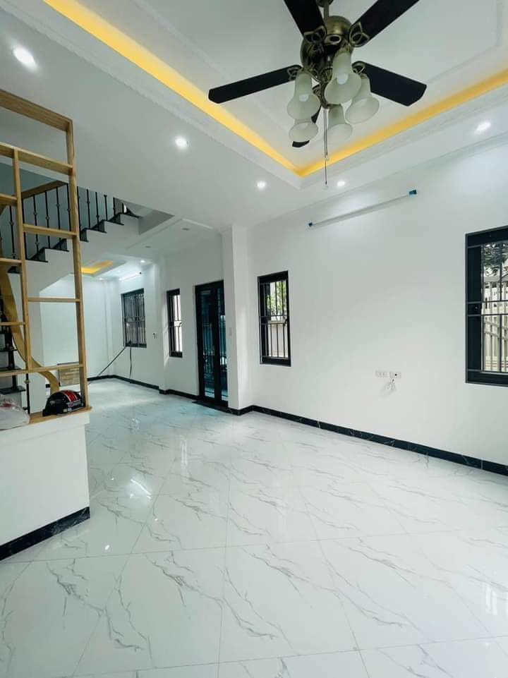 Bán nhà Ngũ Nhạc, 45m x 5T x 4 tỷ - LÔ GÓC - 2 THOÁNG - CÁCH MẶT PHỐ 20M.