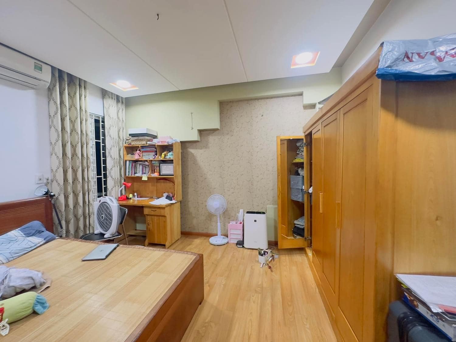 Mặt Phố Đặng Văn Ngữ 105M2 MT 7M -3 Tầng -KD Đỉnh -33 Tỷ.