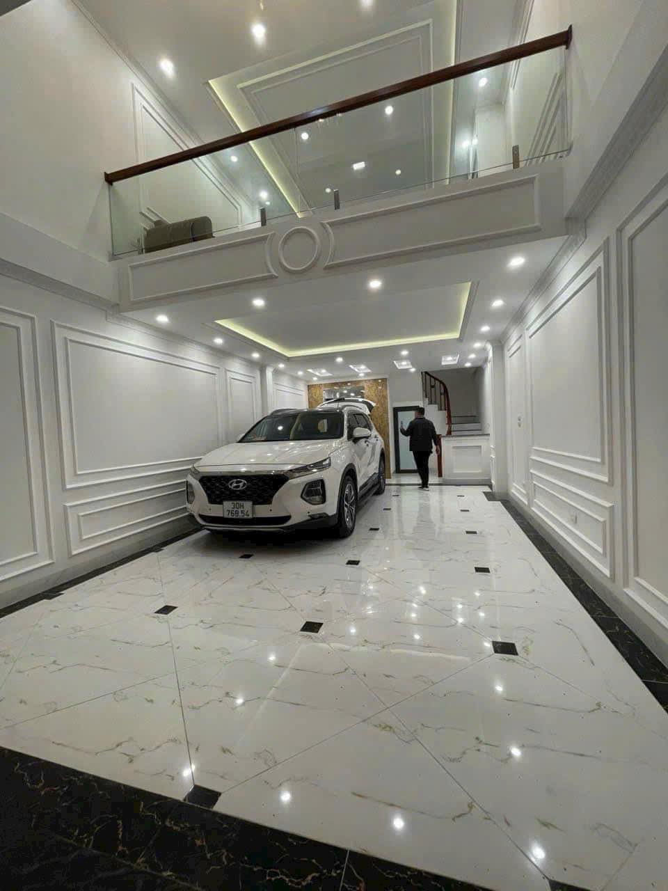 BÁN EM CHÂN DÀI LONG BIÊN, CĂN GÓC 56m2 x 6TẦNG x 4,8M MẶT TIỀN,THANG MÁY 450kg.