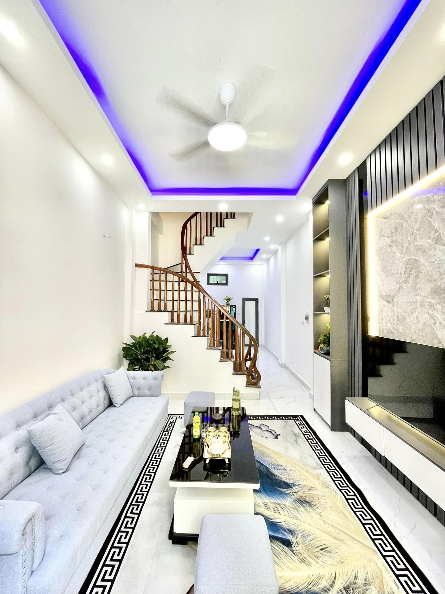 BÁN NHÀ QUAN NHÂN, THANH XUÂN, Ở NGAY, 35M2 5T MT4M, GIÁ 3.99 TỶ.
