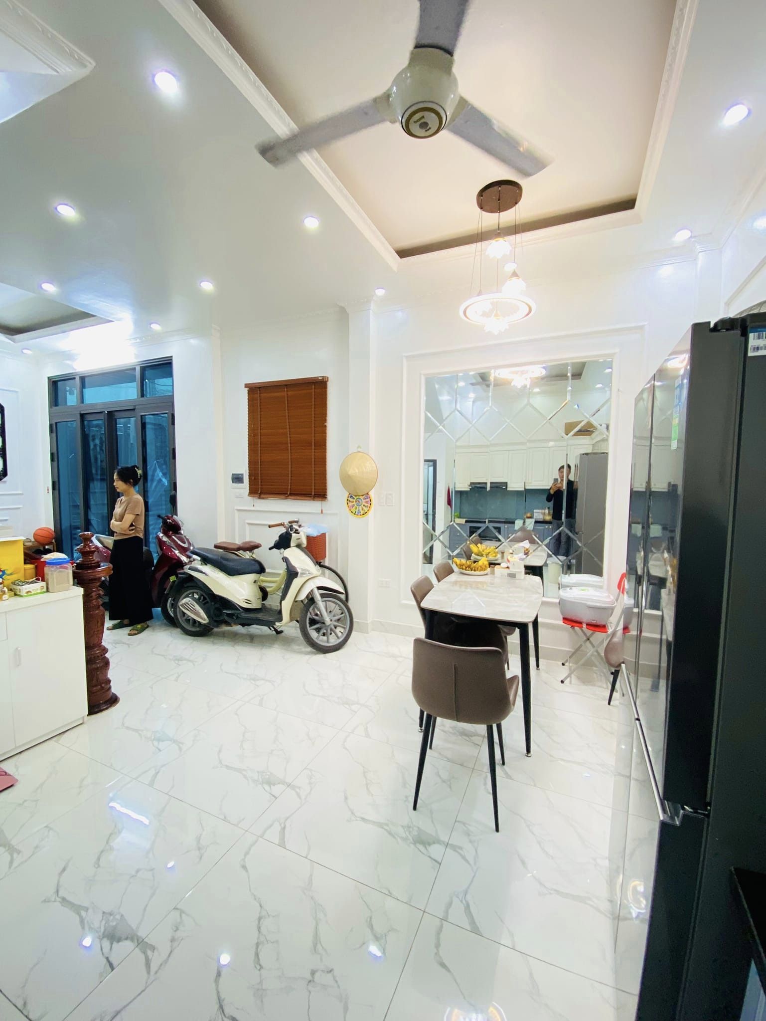 Bán nhà ngõ 521 Trương Định, 45m2 x 5T x 5.7 tỷ, Ô TÔ ĐỖ CỬA - 15M RA Ô TÔ TRÁNH