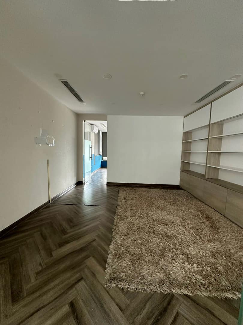 Bán tòa nhà 9 tầng thang máy mặt phố Phó Đức Chính, Ba Đình, nở hậu, 142m, MT 5.2m, 56 tỷ.