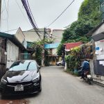251m2