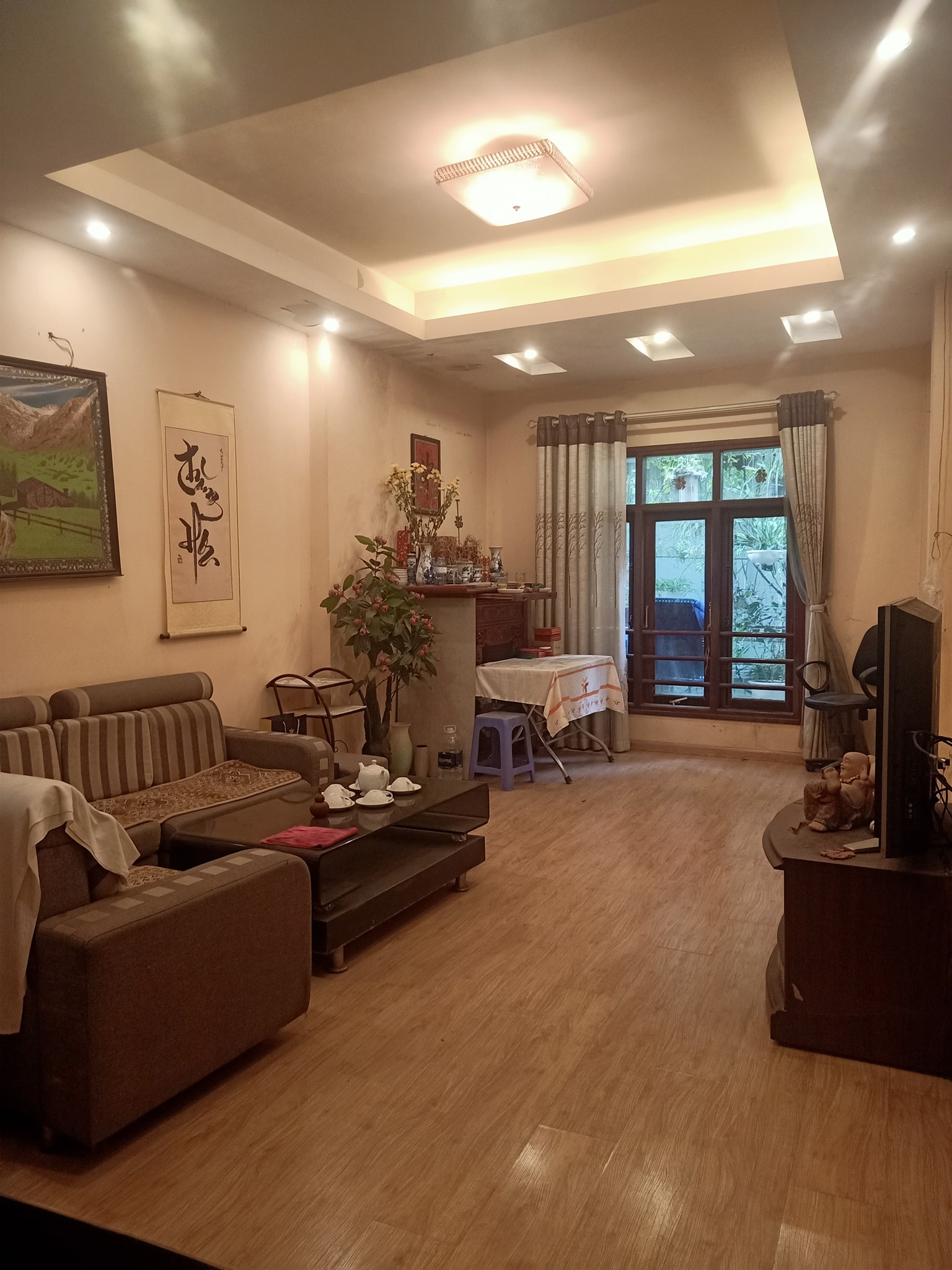 BÁN NHÀ DÂN XÂY-MẶT NGÕ THÔNG-ÔTÔ ĐỖ CỬA-66M 8xTỶ-NGUYỄN VĂN CỪ LONG BIÊN.