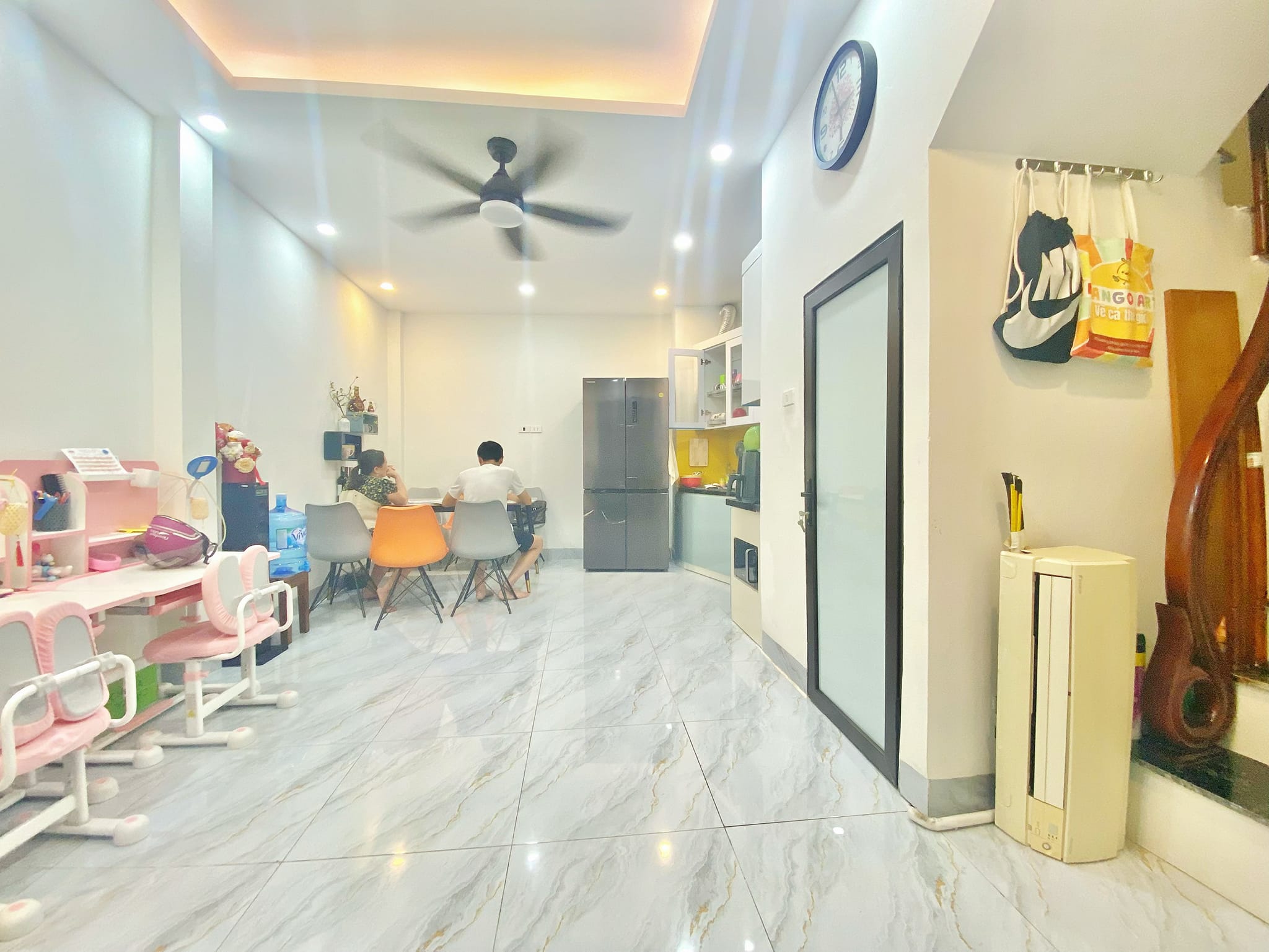 Bán nhà Ngõ 10, Đường Bà Triệu, Hà Đông, 35m2 x 4 tầng, Mới đẹp, Ô tô đậu cửa, Giá 4.9 tỷ