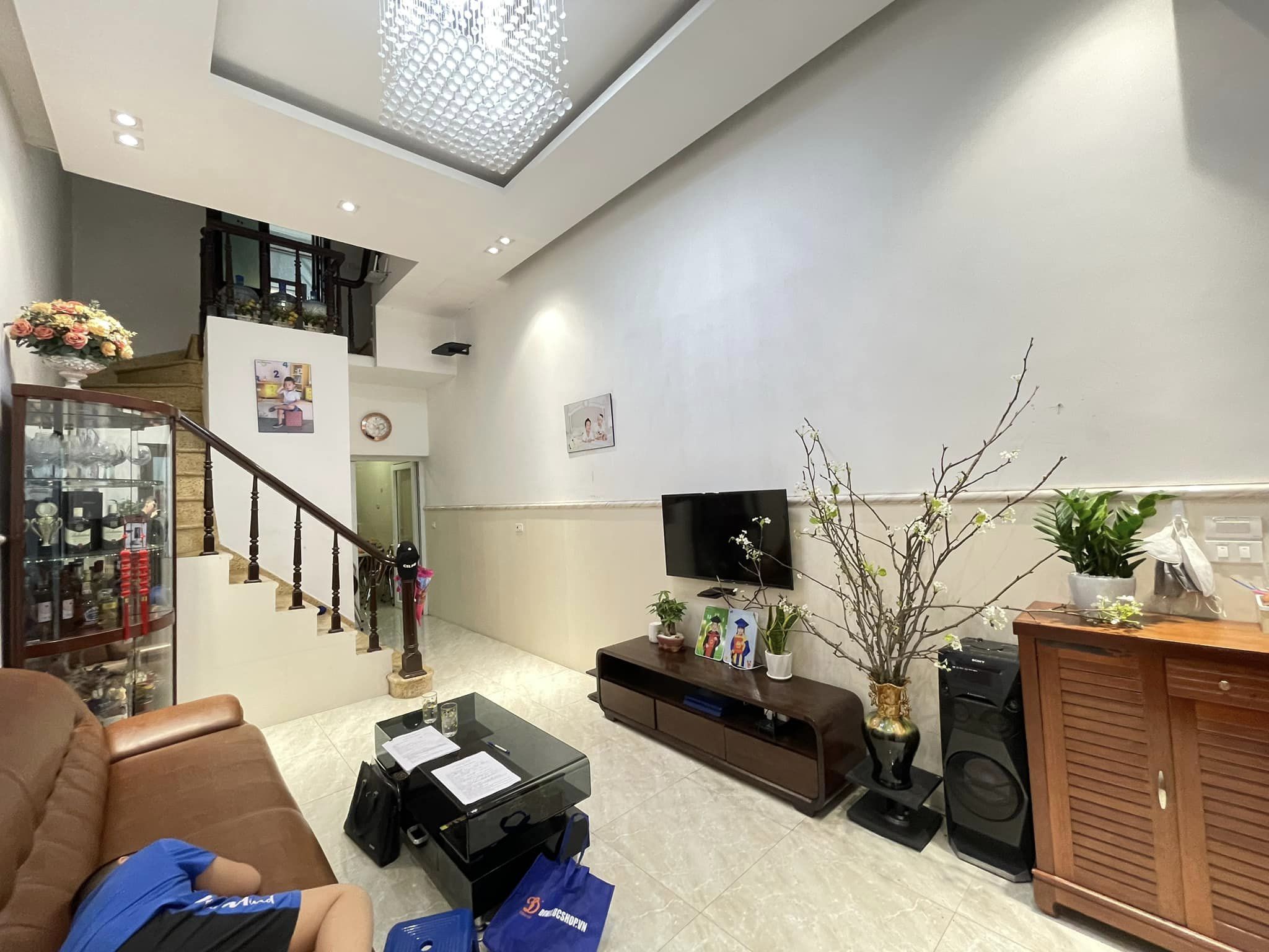 BÁN NHÀ LẠC LONG QUÂN - OTO –KINH DOANH-VIEW HỒ TÂY - 56 M 5 TẦNG 8.2TỶ.