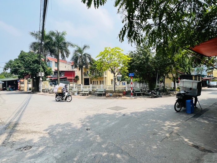 Bán nhà THẠCH BÀN lô góc thoáng sáng, dân xây thiết kế, 48m 4 tầng, nhỉnh 3 tỷ,.