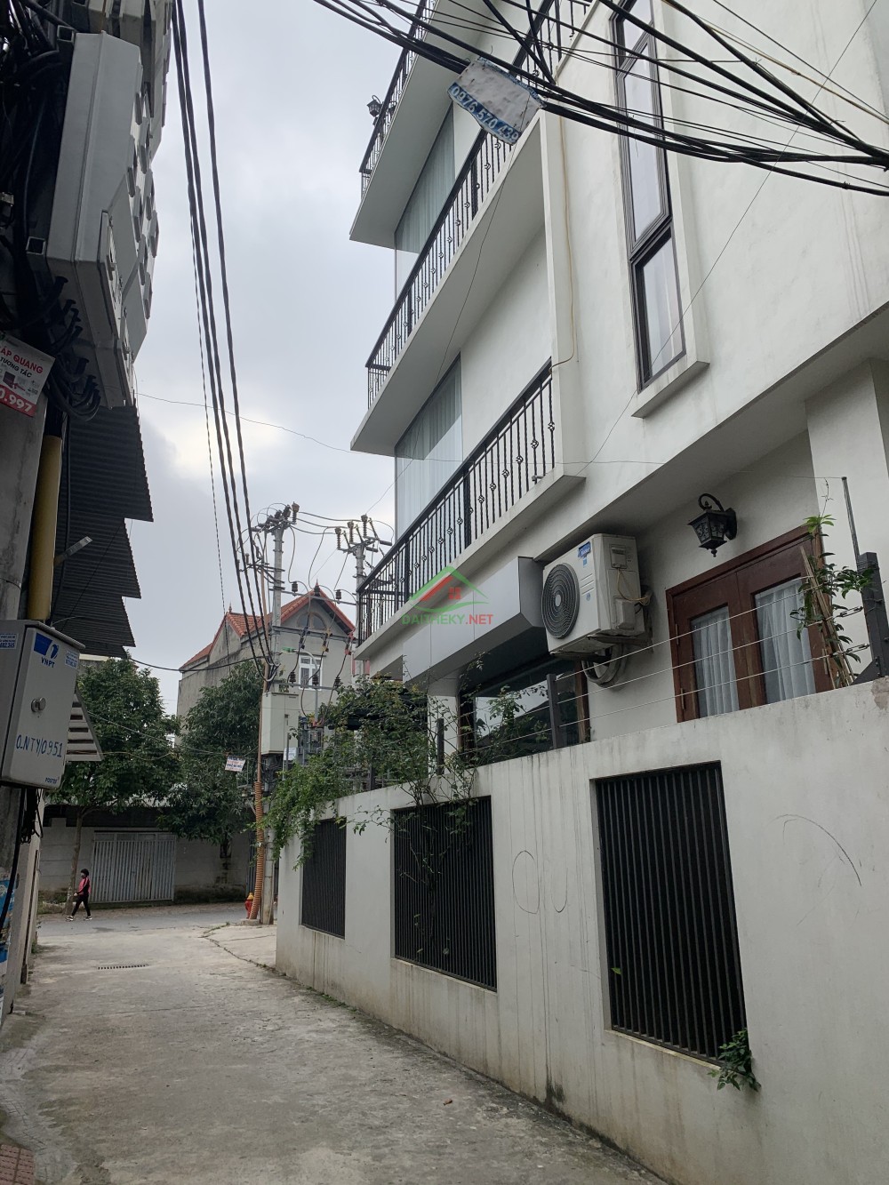 NGỌC THỤY - BIỆT THỰ SÂN VƯỜN - GA RA LÔ GÓC - VỊ TRÍ ĐẸP – SỐNG ĐẲNG CẤP.