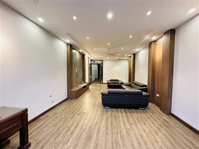 Bán nhà mặt phố nguyễn văn cừ 89/100m2_5 tầng_mặt tiền 4,5m_giá 26 tỷ