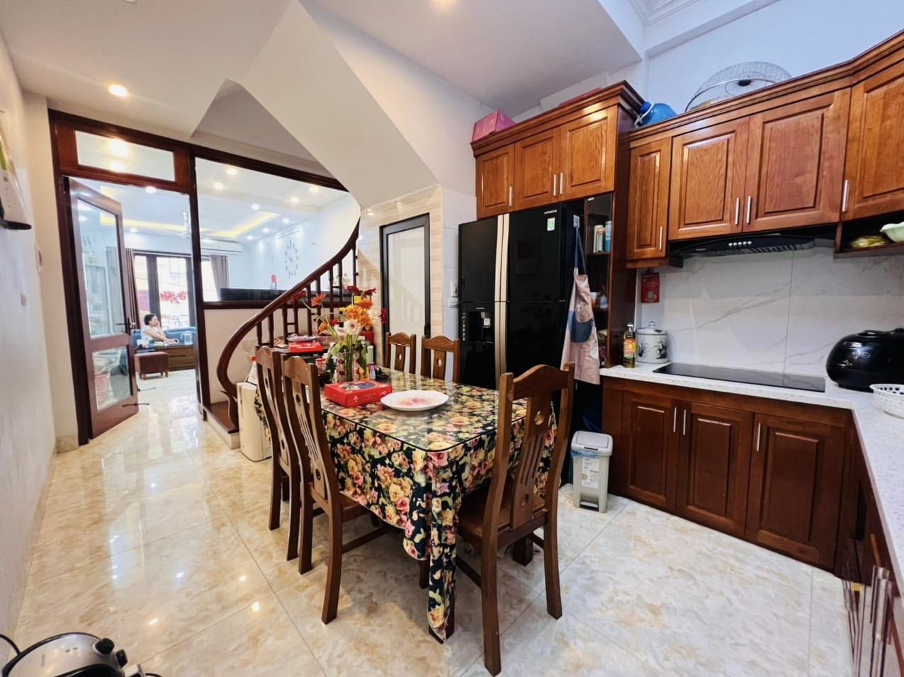 Bán nhà Nguyễn Trãi gần ga Phùng Khoang gần phố, ngõ ba gác 45mx4T, 4.15 tỷ.