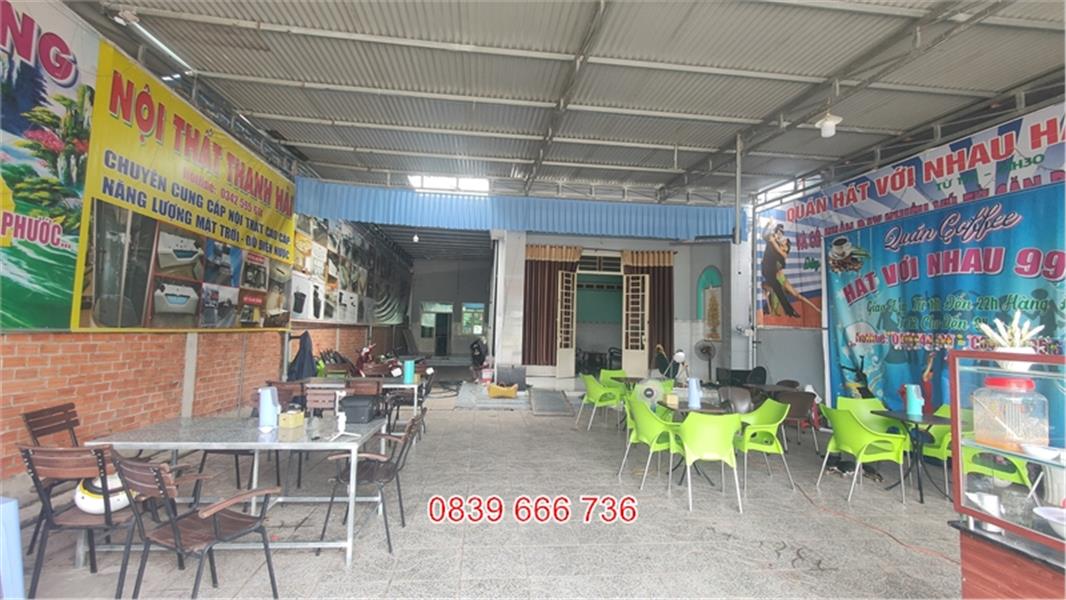 Căn Nhà Mặt Tiền DT781 - Nơi Lý Tưởng Cho Gia Đình Bạn