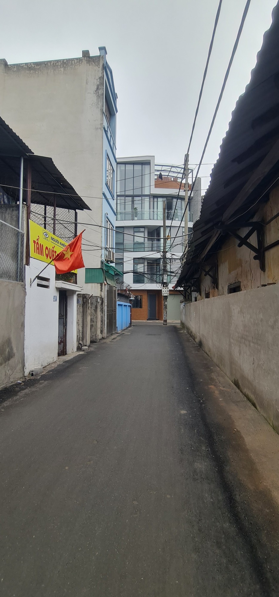 NGUYỄN SƠN HAI MẶT NGÕ - Ô TÔ TRÁNH, ĐỐI DIỆN ĐƯỜNG 22M SẮP MỞ, KHU CÁN BỘ HÀNG KHÔNG.