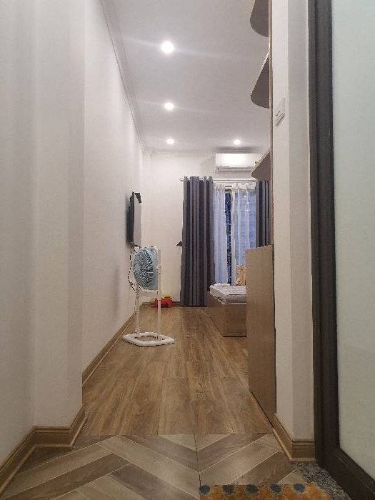 Bán nhà THẠCH BÀN lô góc thoáng sáng, dân xây thiết kế, 45m 4 tầng, nhỉnh 3 tỷ..