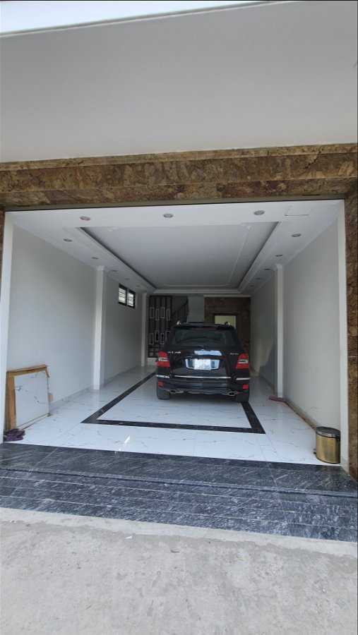 Cần bán gấp nhà ngõ 81 Trần Cung 47m2, 6t, thang máy gara ô tô, nhà mới, về ở ngay hơn 11 Tỷ.