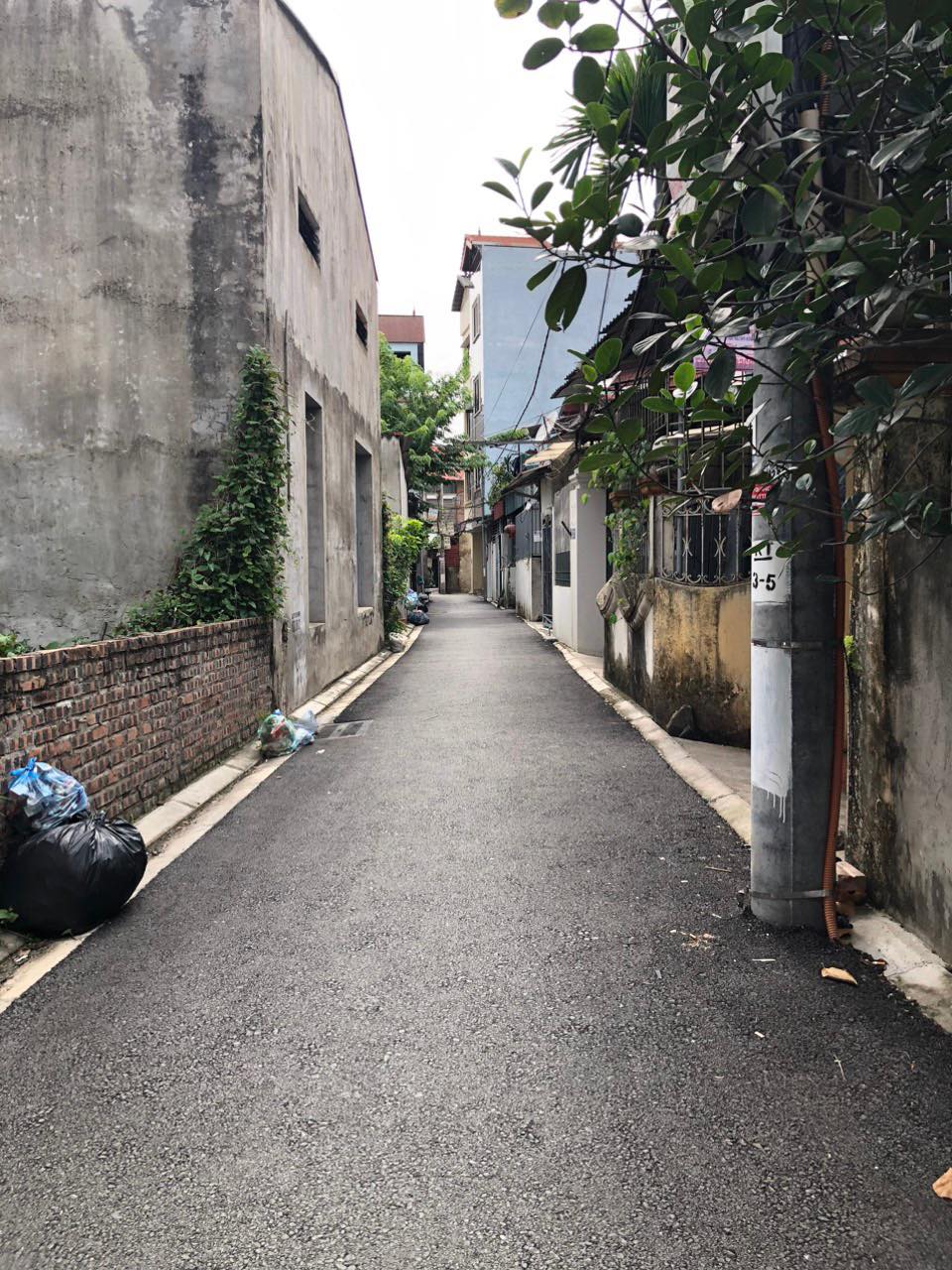 Bán nhanh 85m2 đất Trâu Quỳ đường oto thông giá 55tr/m2.