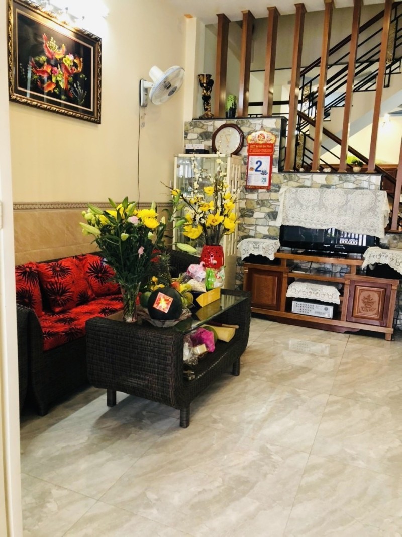 Bán nhà gần Ông Ích Khiêm, Quận 11, 5.2x11.5, cực xinh, chỉ 5 tỷ nhỉnh.