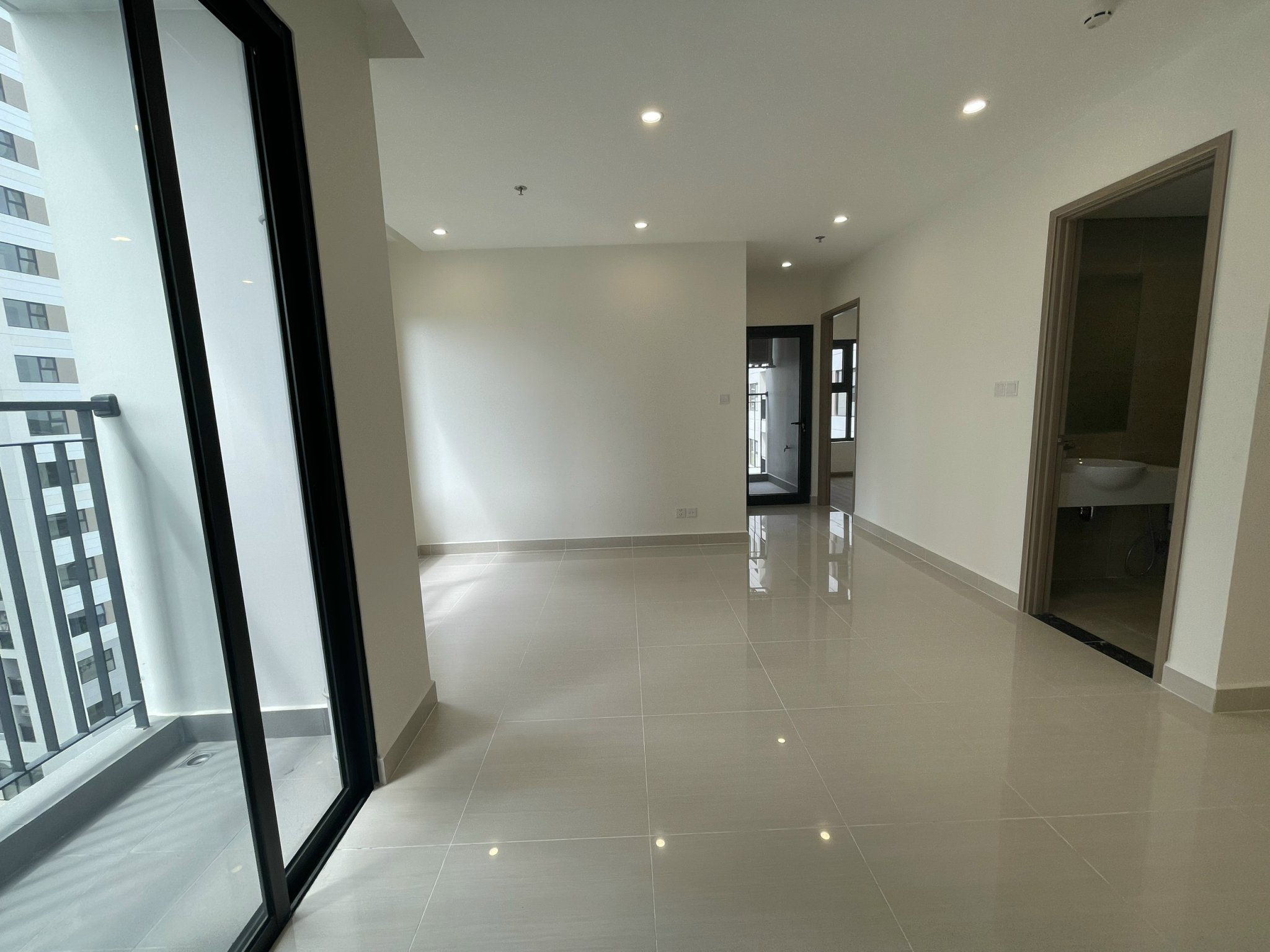 Vinhomes Grand Park- bán căn 2pn+ - Nhà trống.