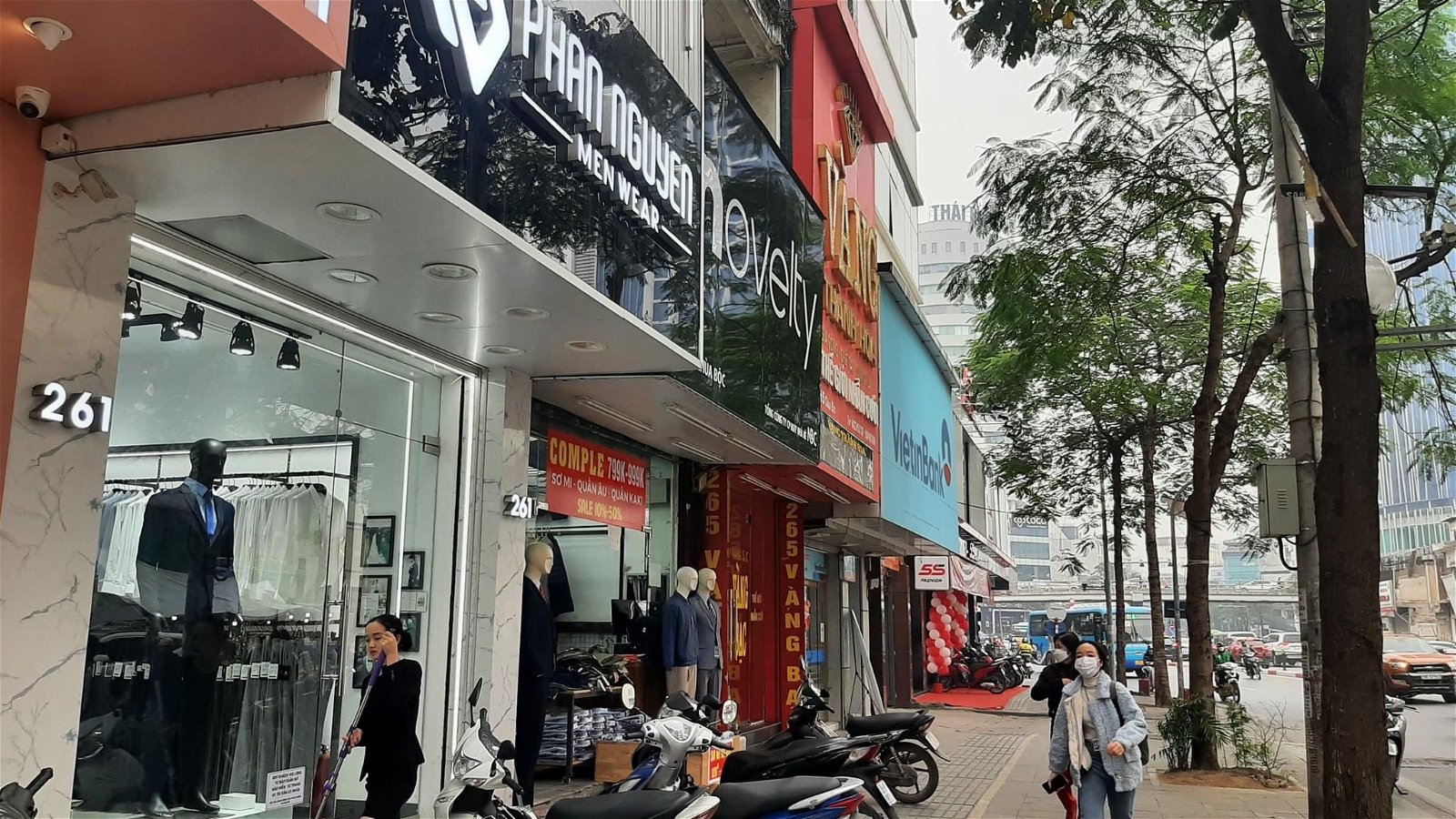 Mặt Phố Chùa Bộc 48m*7 tầng mt 3.8m kinh doanh đa dạng, vỉa hè rộng , ô tô 2 chiều 30,5 tỷ.