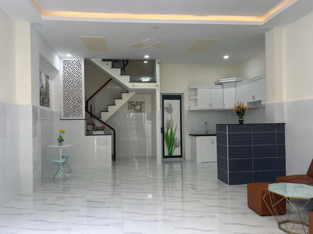 Mặt Tiền Kinh Doanh Bà Hạt Quận 10, Chủ Lâu Đời Đi Định Cư Cần Bán.