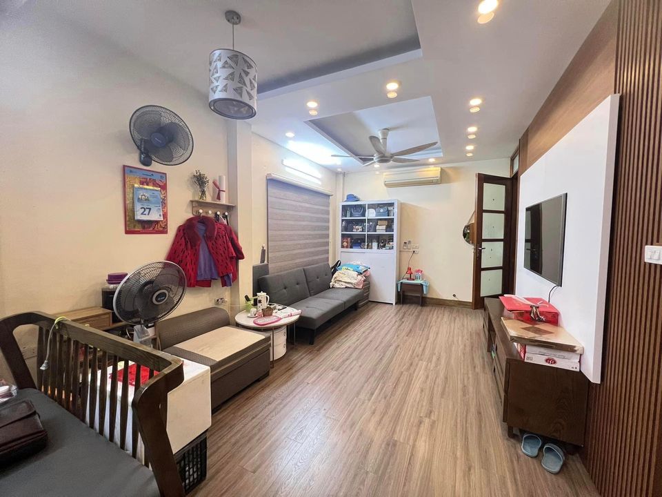 Bán nhà Mỗ Lao, ngõ thông, ô tô đỗ cửa, 70m2x3 tầng, giá 6.0 tỷ.