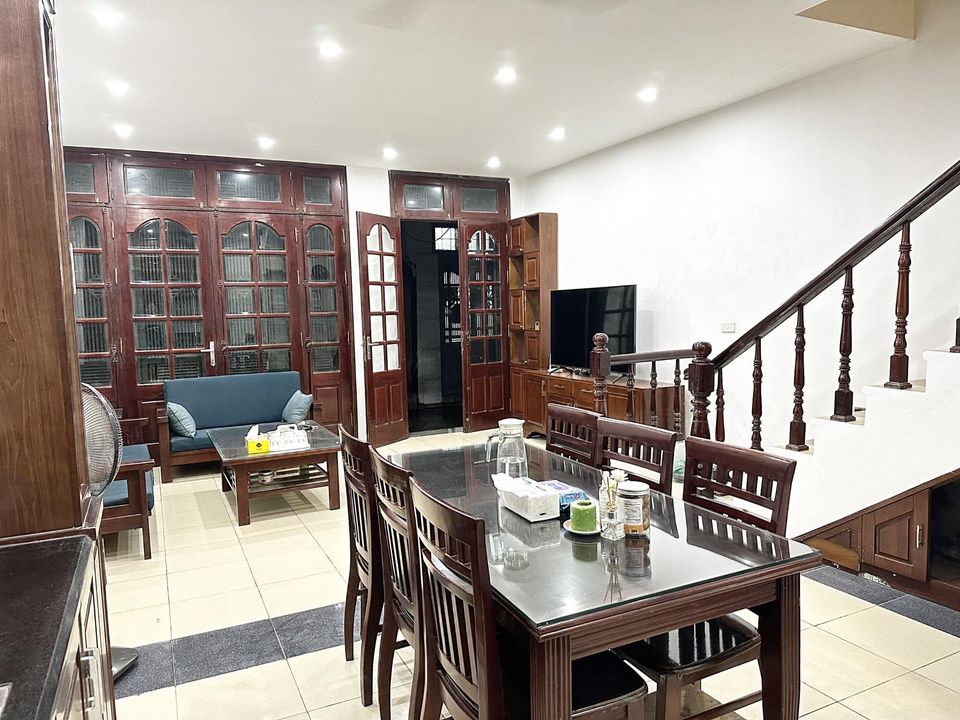 Chỉ 5,1 tỷ có ngay nhà 3 tầng, DT 70m, sổ đỏ chính chủ, Phan Đình giót, Hà Đông.