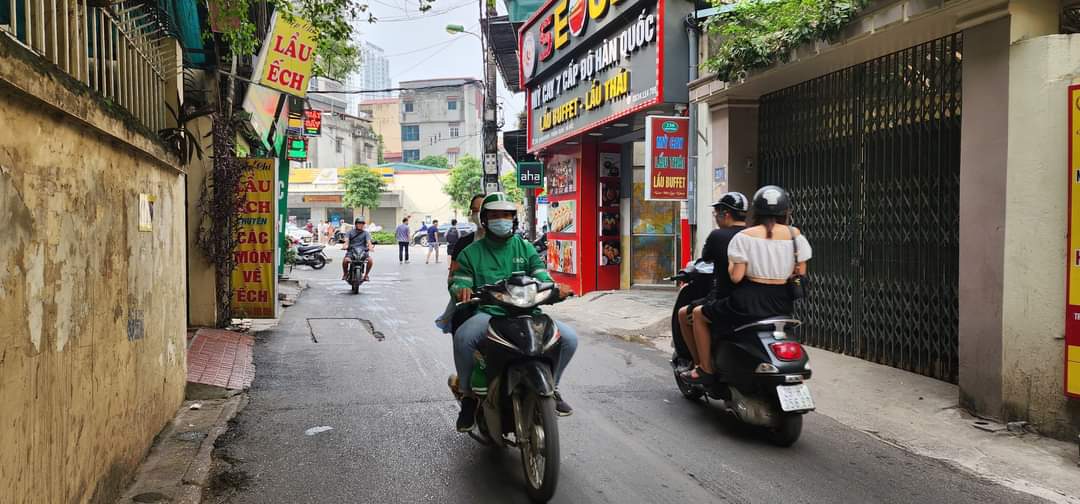 XỊN QUÁ, NHỈNH 8 TỶ CÓ LUÔN LÔ ĐẤT QUAN NHÂN, 66M GARA Ô TÔ.