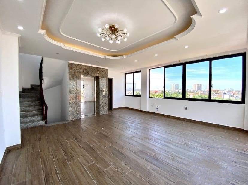 ĐỘC LẠ QUAN NHÂN, 5 TẦNG THANG MÁY, 84M KINH DOANH.