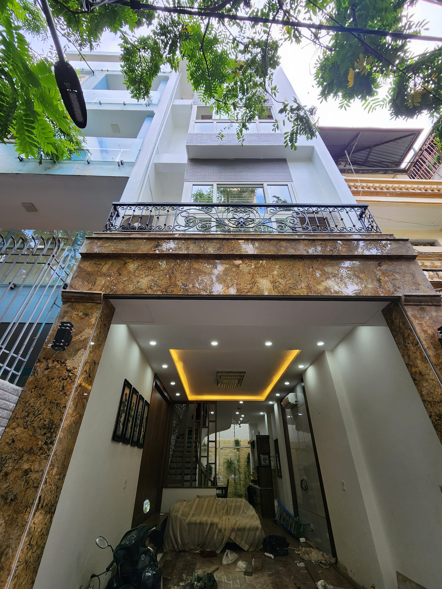 BÁN NHÀ PHÂN LÔ ĐỘI CẤN BA ĐÌNH 11.3 TỶ 70m 5T MT 4.3m Ô TÔ TRÁNH 10m SIÊU ĐẸP NỞ HẬU