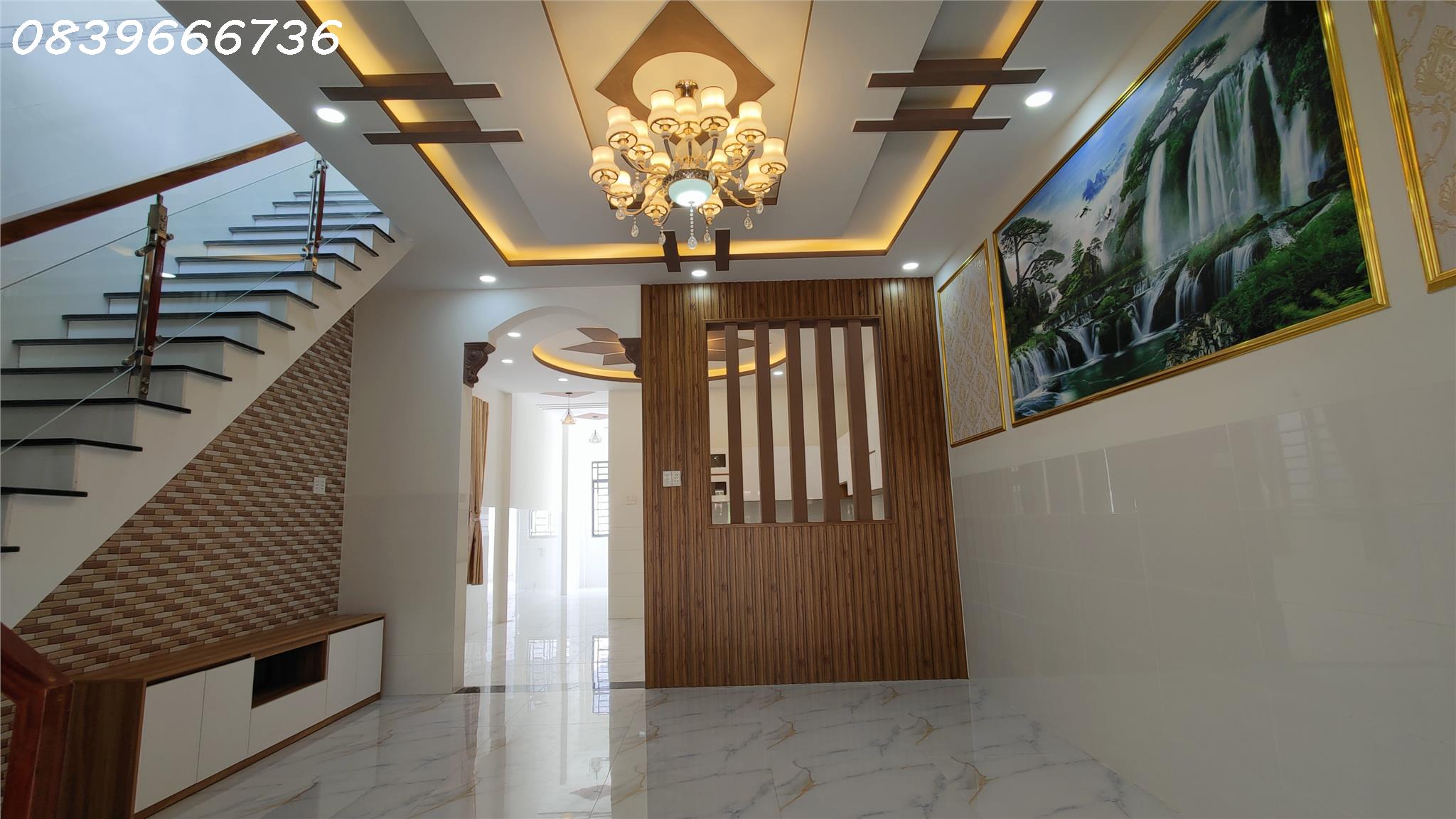 Bán Nhà Lầu 3 Phòng Ngủ Gần Trường và Tp Tây Ninh: Giá 1 Tỷ 950 Triệu!.