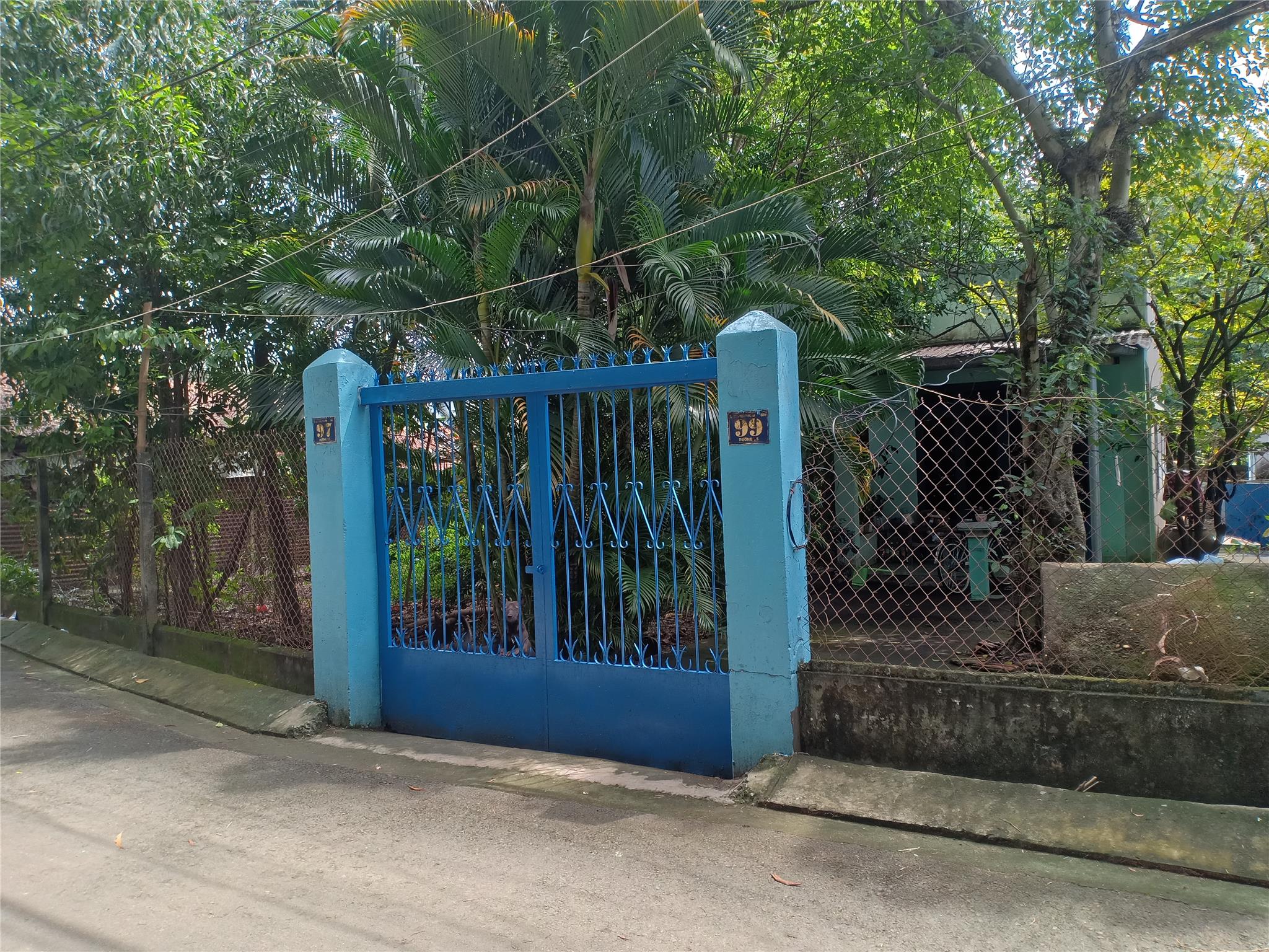 Hàng cực hiếm: Chủ bán đất tặng nhà Đường số 15 Long Bình Thủ Đức, 250m2, giá chỉ hơn 4 tỷ..