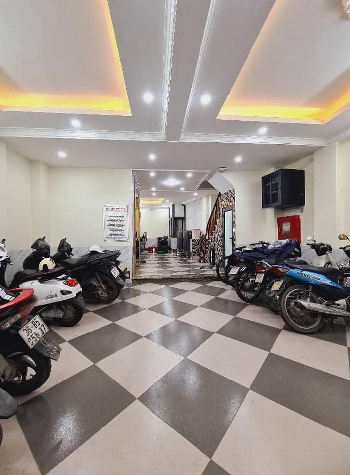 NHỈNH 15TY - MẶT PHỐ KINH NHỎ ĐỐNG ĐA - DOANH ĐA MÔ HÌNH - GẦN Ô CHỢ DỪA - 6 TẦNG Ô CHỜ THANG MÁY.