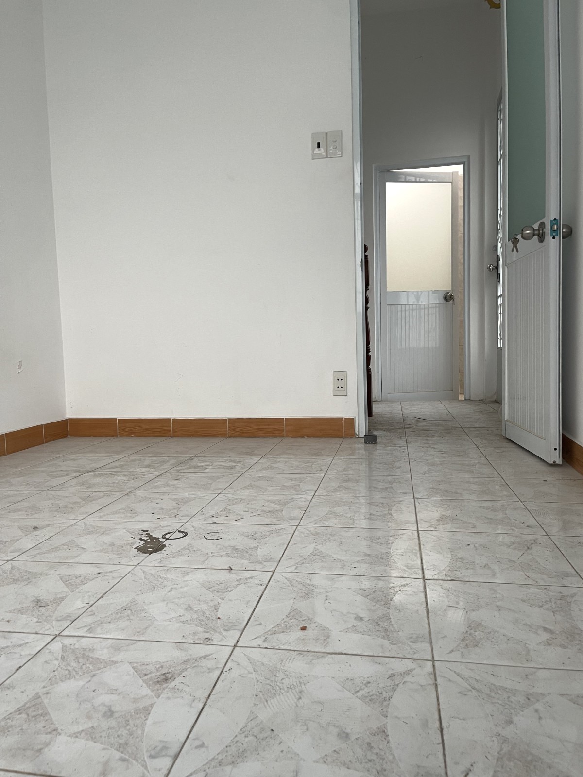 Phú Nhuận -- DTSD 72m2 --Nhỉnh 3 tỉ.