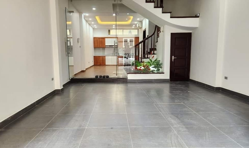 NHÀ ĐẸP 5 TẦNG - VÕ CHÍ CÔNG - GẦN PHỐ - KHU VỰC HIẾM NHÀ BÁN – 43M2, 5.6 TỶ.