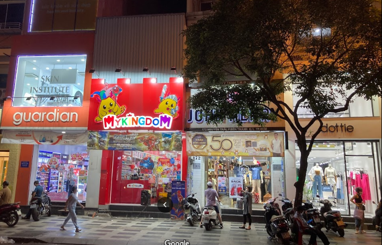 Nhà Mặt Tiền Nguyễn Trãi, Phường Bến Thành Q1, Cho Thuê 4 Tầng Ốp Kính Sàn Suốt-Giá 150tr.