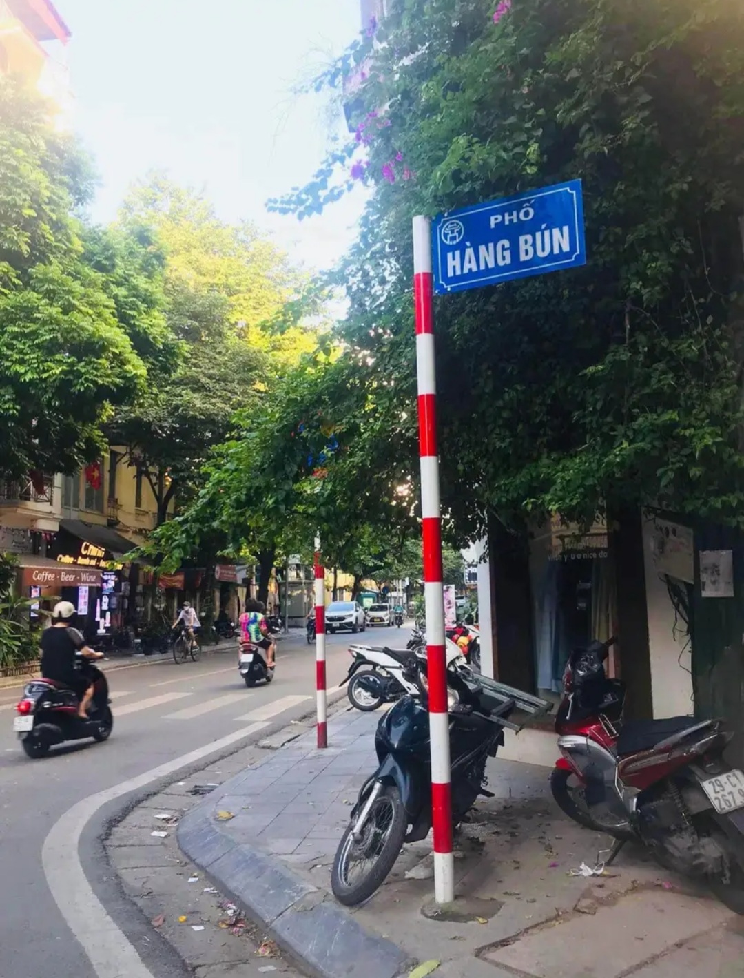 NHỈNH 4 TỶ ♥️ Bán nhà phố Hàng Bún, Ba Đình diện tích 36m2, 2 tầng, mặt tiền 5,6m. Lh 0912929280